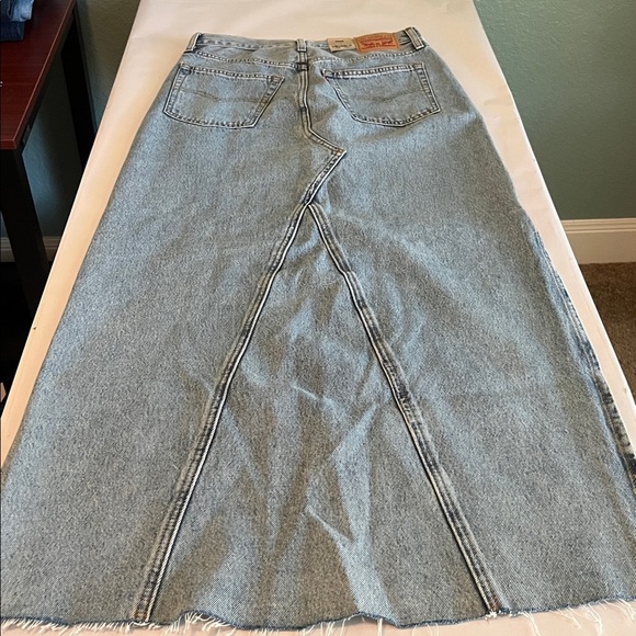 Levi’s Maxi Denim Skirt NWT Size 26 - Picture 14 of 16
